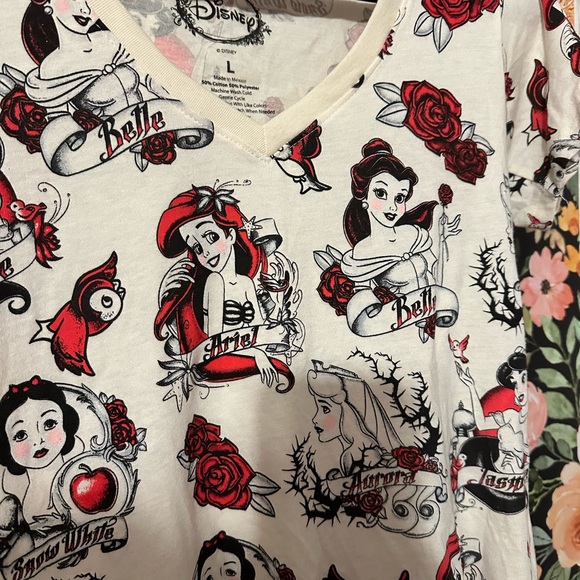 NWT Disney Journeys Collab Princess Vintage Tattoo Art Short Sleeve Tee Shirt - Picture 5 of 5
